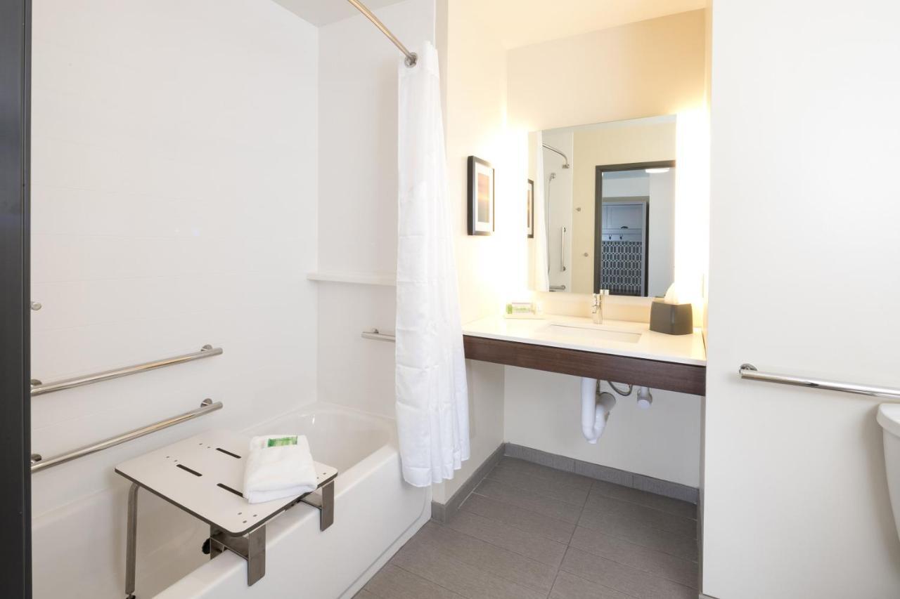 Holiday Inn - Kalamazoo West By Ihg Экстерьер фото