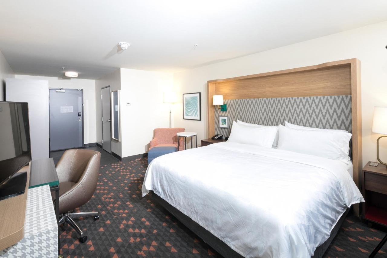 Holiday Inn - Kalamazoo West By Ihg Номер фото